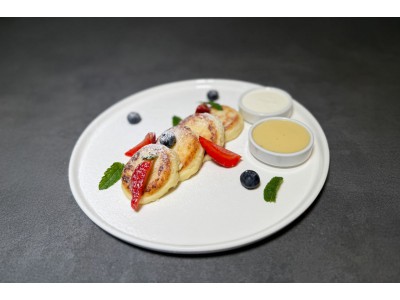 Cheesecakes (condensed milk, sour cream) Cheesecakes (condensed milk, sour cream)