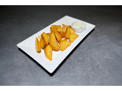 Peasant-style potatoes with garlic sauce Peasant-style potatoes with garlic sauce