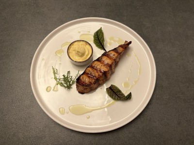 Grilled salmon with Galandes sauce